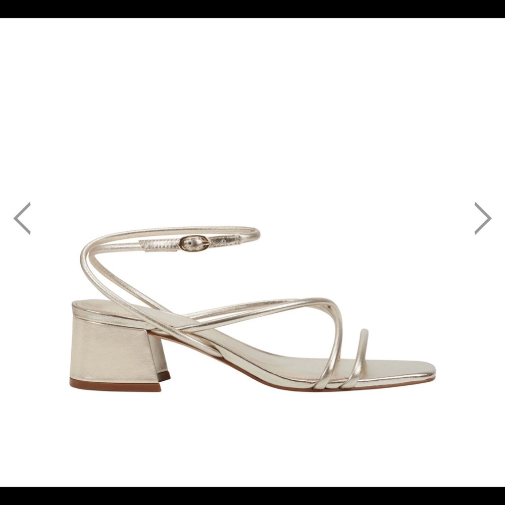 NEW WITH BOX! ‘Jared’ shoe in gold